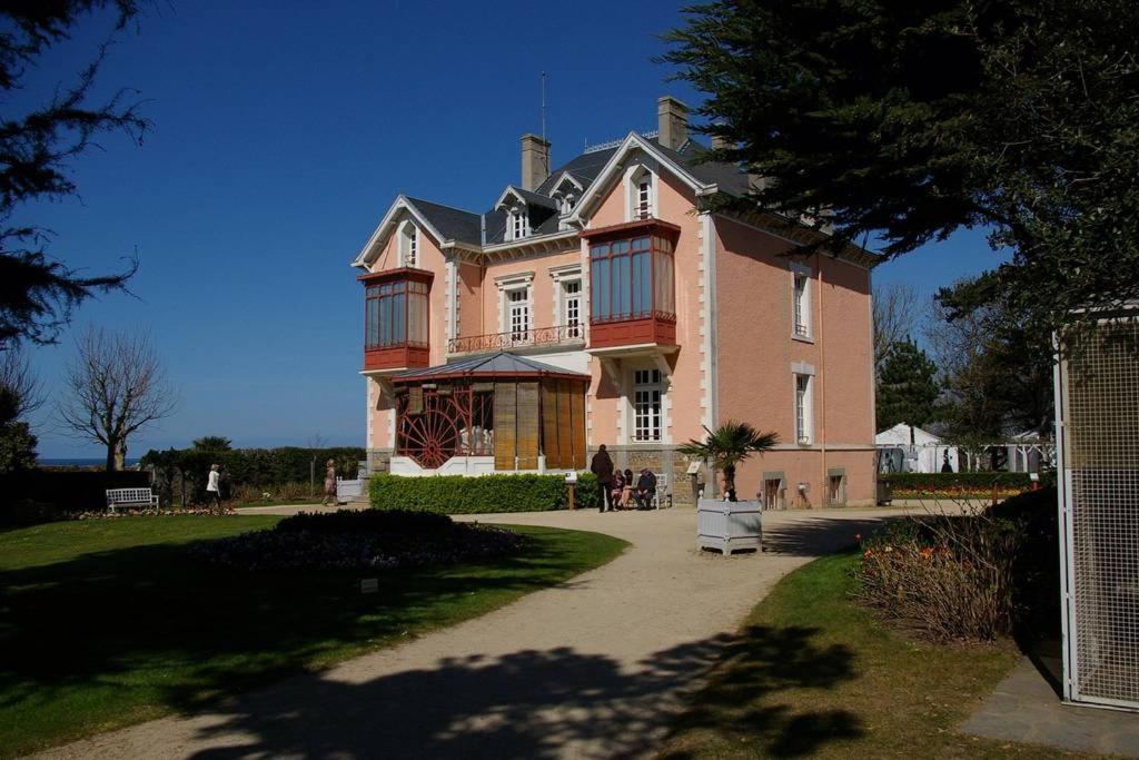 La Boussole Centre Station Proche Mer 아공-쿠탕빌 외부 사진